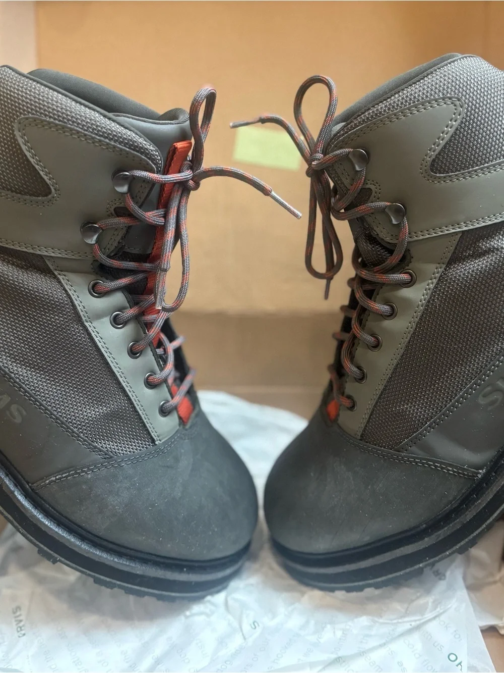 Men’s Simms Tributary Wading Boots Size 11